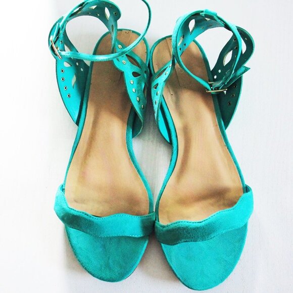 ALDO Teal Green Flat Sandal Ankle Strap New in Box Shoes Lillywhite Size 7 - Picture 1 of 7